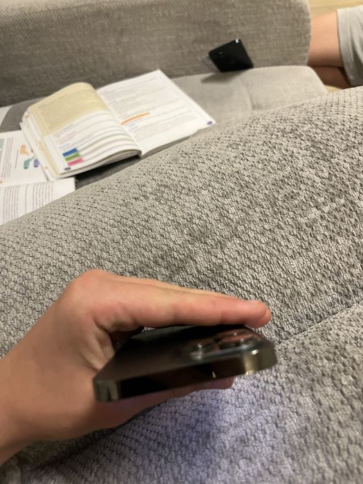 Продам айфон 13 про на 256
