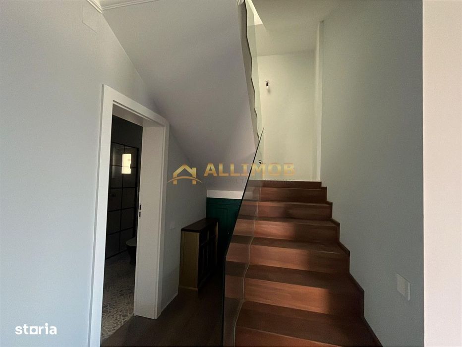 Eleganta la malul lacului- Vila premium cu ponton privat.