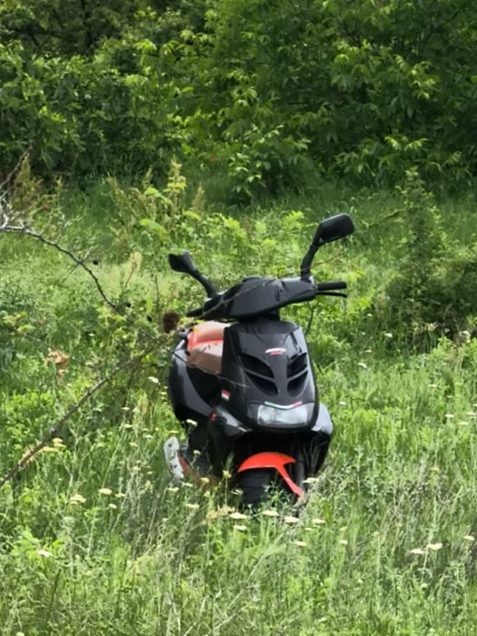 Aprilia sr50 piaggio dvigatel