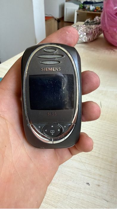 Vand telefoane vechi