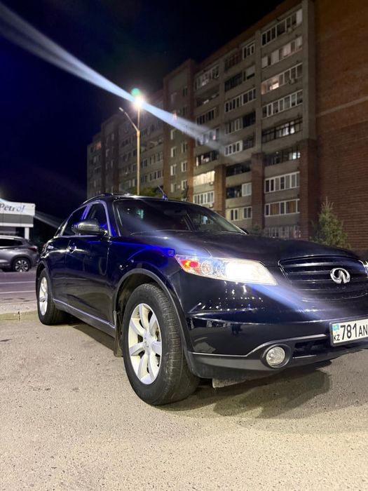 Infiniti fx35 2003 год