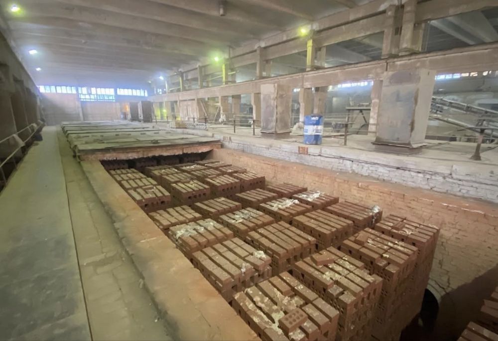 Кирпич красный новый