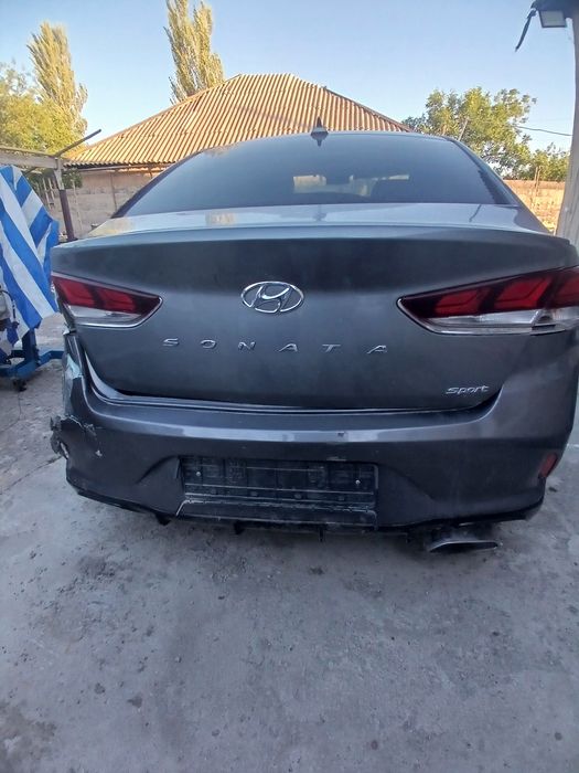 Двери на хюндай SANATA 2018 г