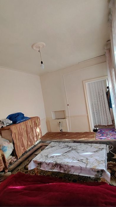 2.2 sotix hovli sotiladi