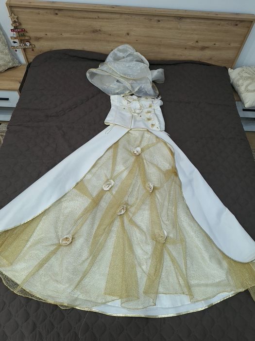 Rochie de mireasa deosebita