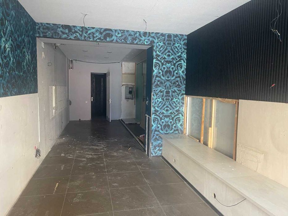 Помещение в центре Ц-1 первая линия 50м (ЛА)