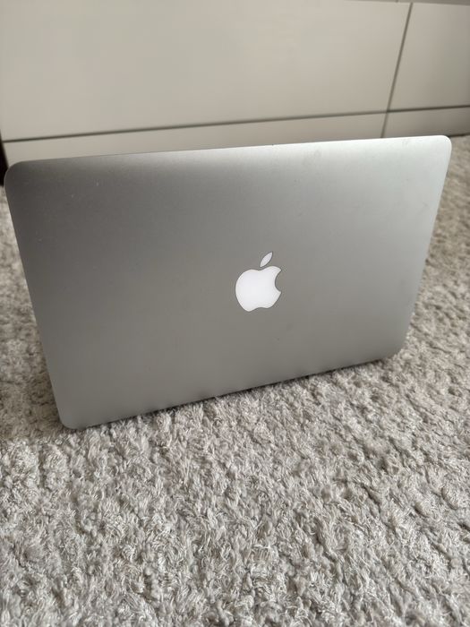 MacBook Air 11-inch 2014 года