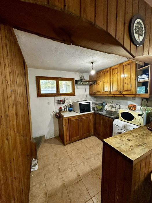 Къща в Ловеч, област-гр.Троян площ 66 цена 75000