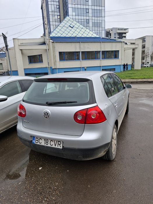 Golf 5 1.4  benzina