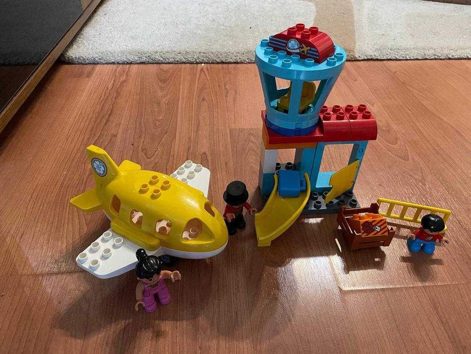 LEGO DUPLO Town - Aeroport 10871, 29 piese