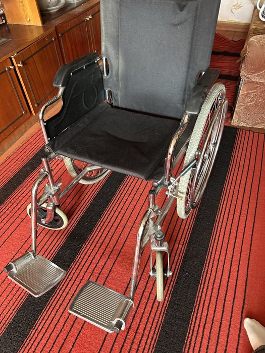 Инвалидная коляска,