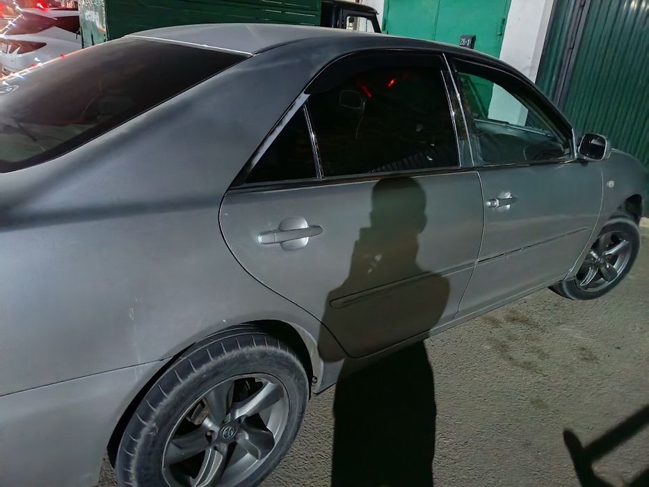 Продам машыну срочно  газ бензинмен