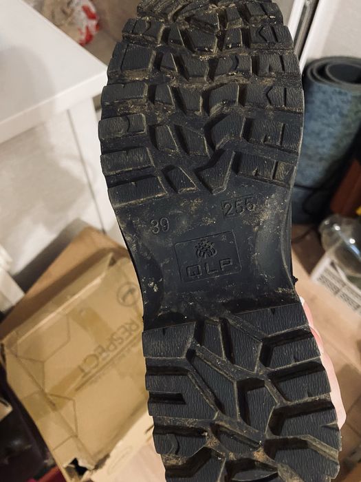 Срочно продам берцы!