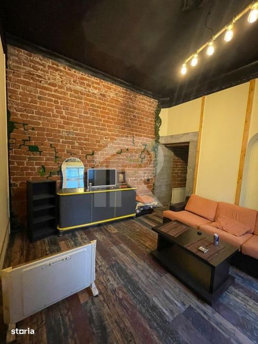 Apartament in vila 3 camere, curte 40mp - Nerva Traian