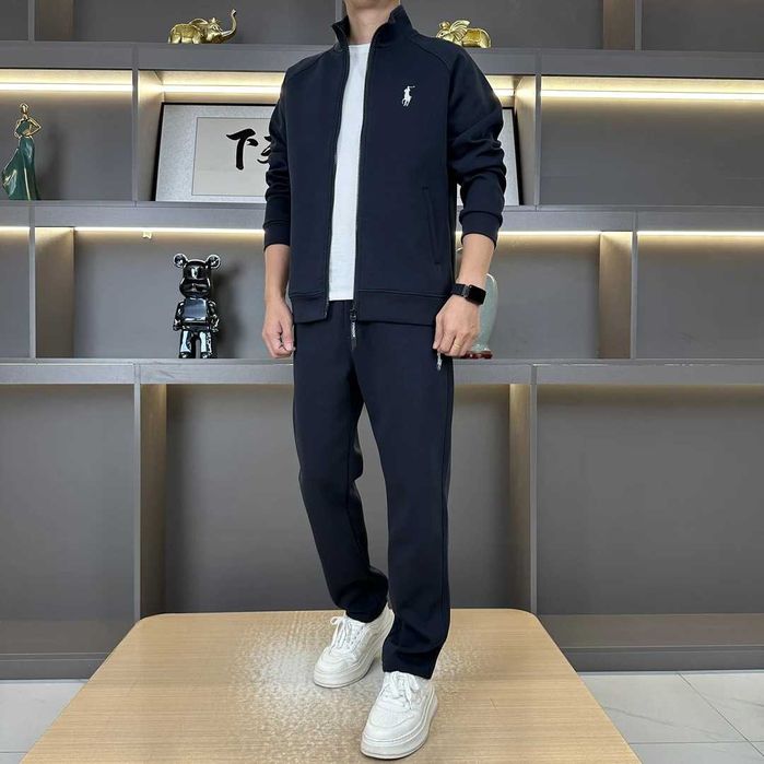 sport uslubidagi qulay sportivkalar