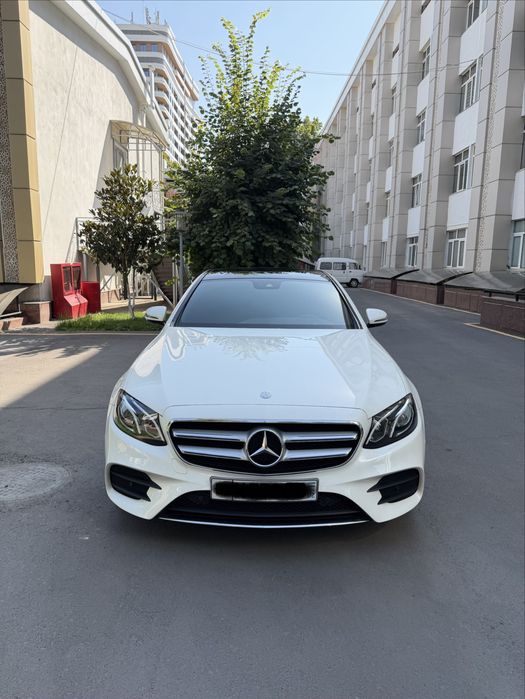 Mercedes Benz W 213 E 200 Sport