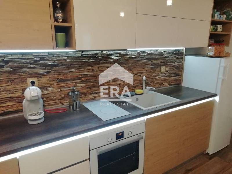 Дава се под наем Етаж от къща в Варна, м-т Евксиноград - 120 кв.м за 1800 € - Снимка #4