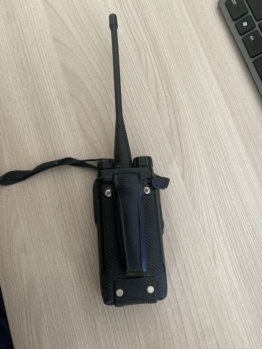 Рация Hytera BD505