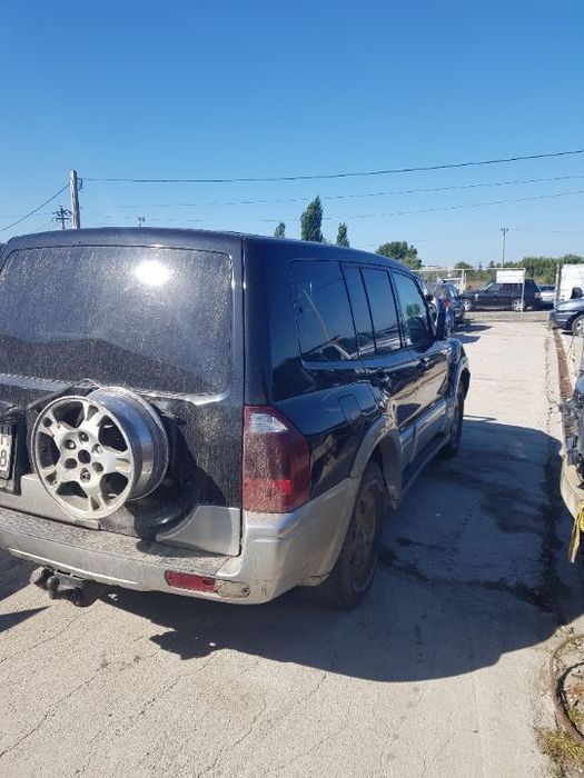 Dezmembrez mitsubishi pajero 3,2 did