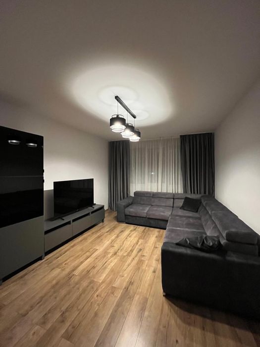 Ofer spre închiriere - apartament 2 camere decomandat, proaspăt renovat - Bucureşti, sector 4, str. Drumul Găzarului, nr. 2, etajul 1