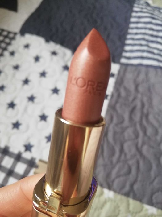 Червило Loreal Paris и Revlon