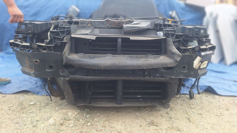 Fata completa ford focus 3 2.0 tdci  bara capota faruri tragar aripi oglinzi  triple