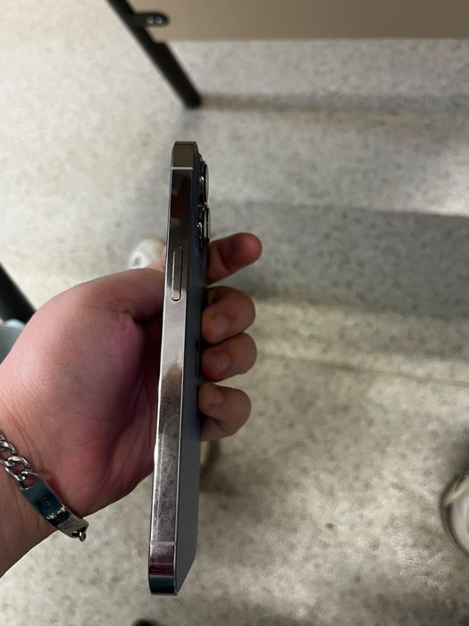 Vand iphone 13 pro,  aceept si schimburi