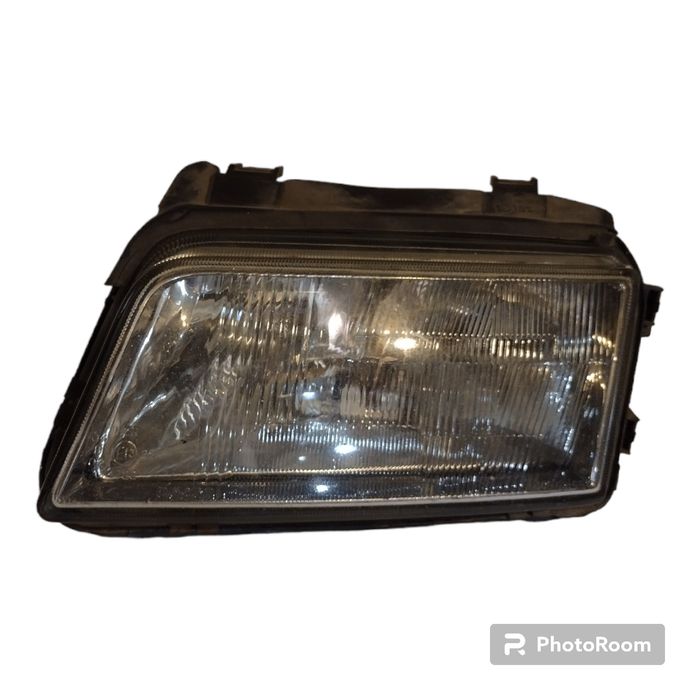 Десен фар за Audi A4 B5