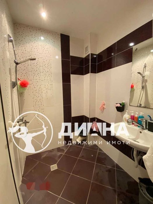 Продава се Тристаен апартамент в Пловдив, Тракия - 95 кв.м за 1569 €/кв.м - Снимка #8