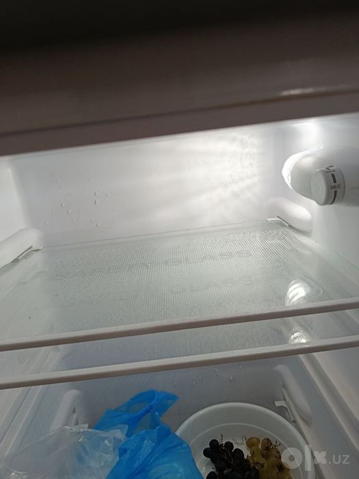 Muzlatgich yangi xali 1 yil ham bölmagan