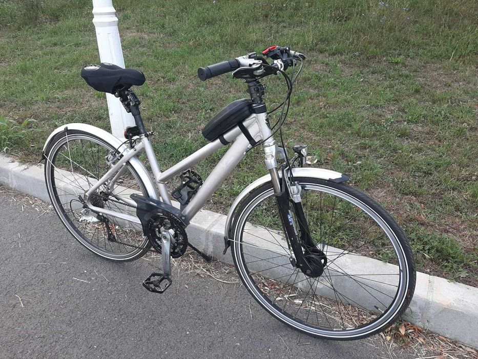 vand bicicleta de oraș red bull cadru aluminiu, shimano deore xt