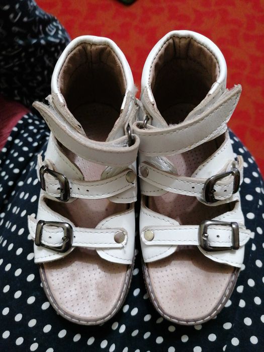 Обувь на девочку