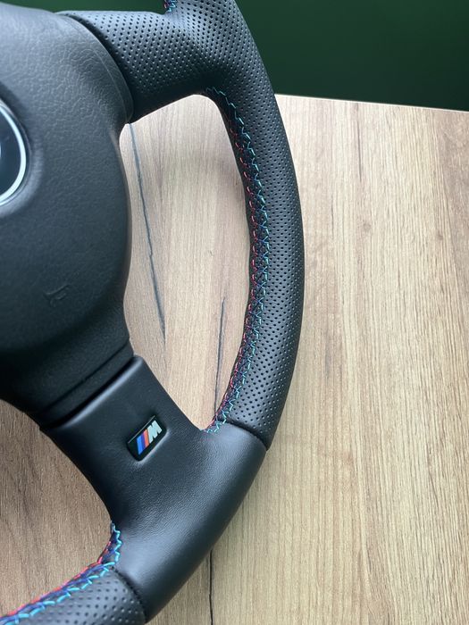 Волан BMW M-tech 2   370mm