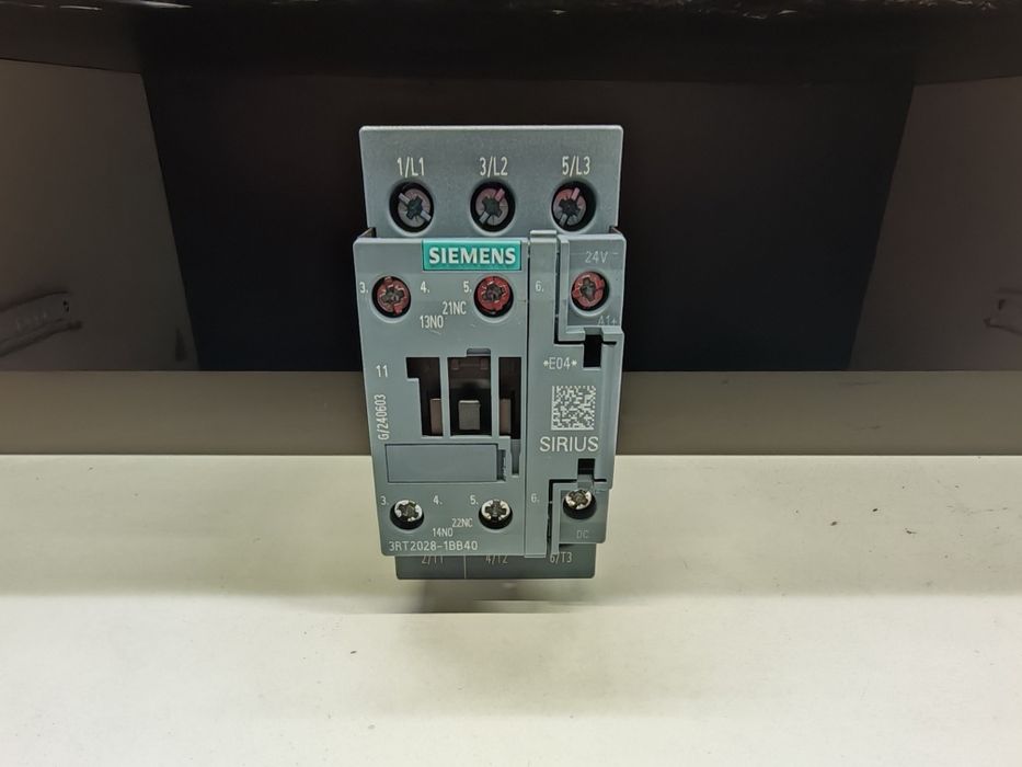 Contactor Siemens 38A 400V 3Pol 3RT2028-1BB40