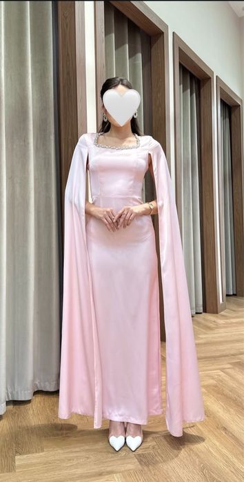 Продам платье состояние новая