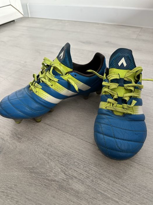 Бутсы Adidas оригинал 40р