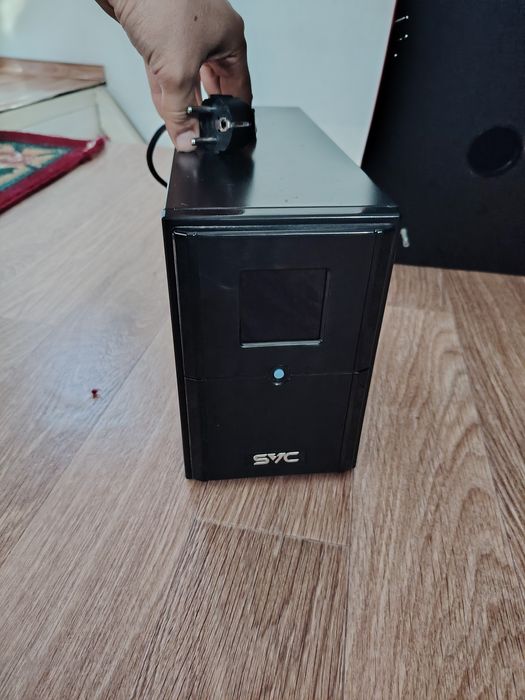 Продам ибп SVC V-1500-L-LCD