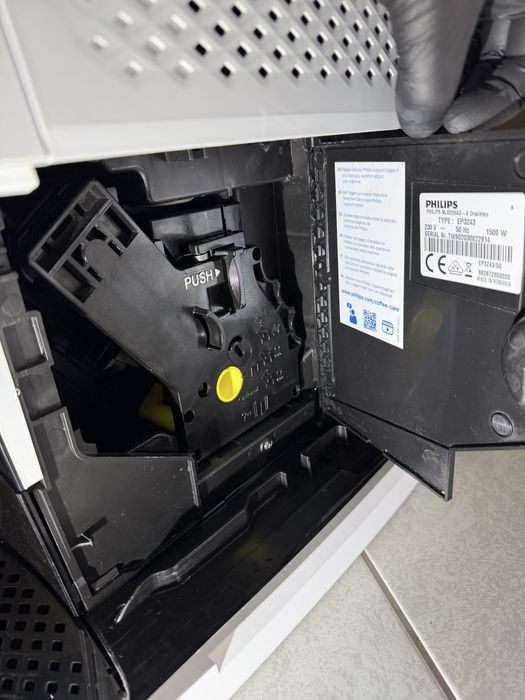 кафемашина Philips EP3243