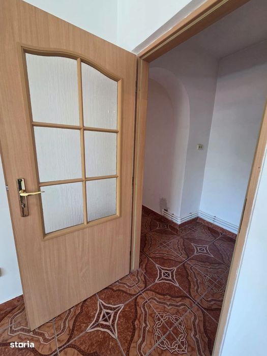 Apartament 3 Camere, Complet Renovat – Zona Piața Vest, 70mp, etajul.3