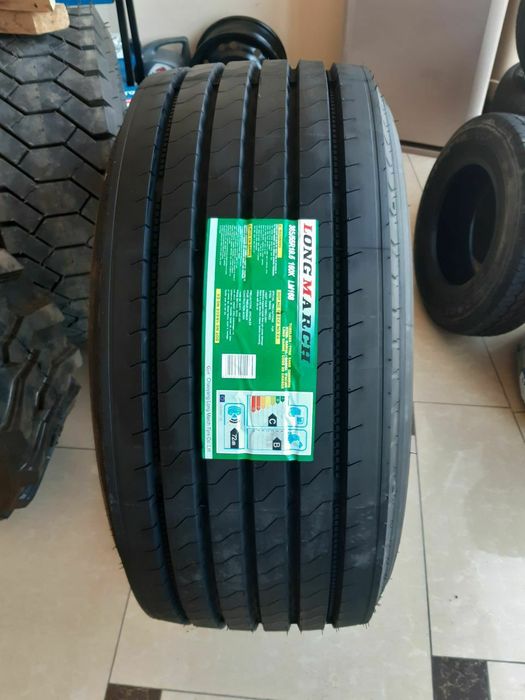 Грузовие шины 435.50r19.5