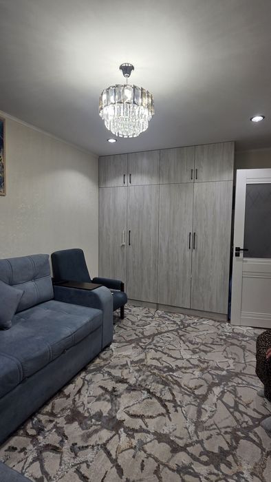 Чиланзар-1. 1/3/4 метро Новза