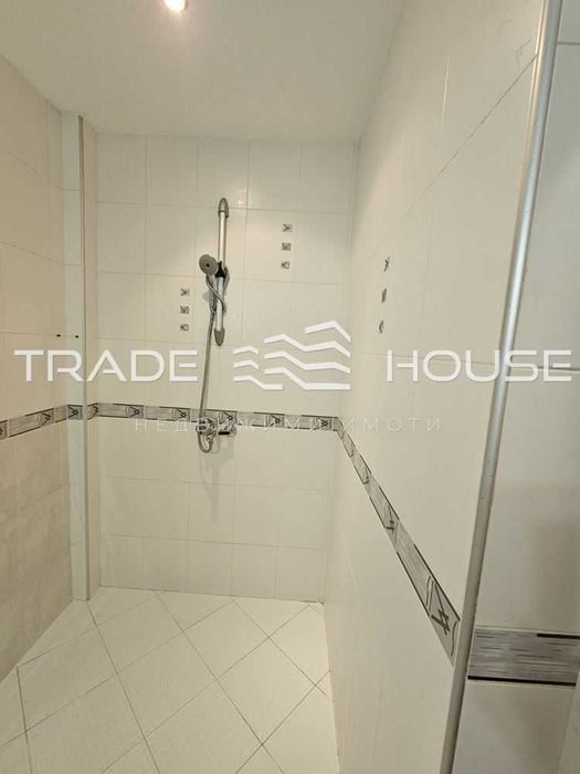 Дава се под наем Тристаен апартамент в Пловдив, Кършияка - 82 кв.м за 450 € - Снимка #8