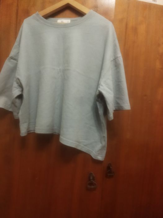 Продам  футболки