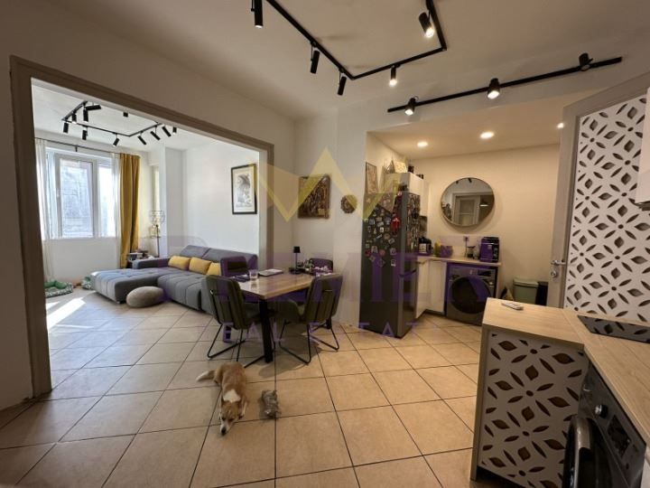 Продава се Четиристаен апартамент в София, Център - 117 кв.м за 4860 €/кв.м - Снимка #5