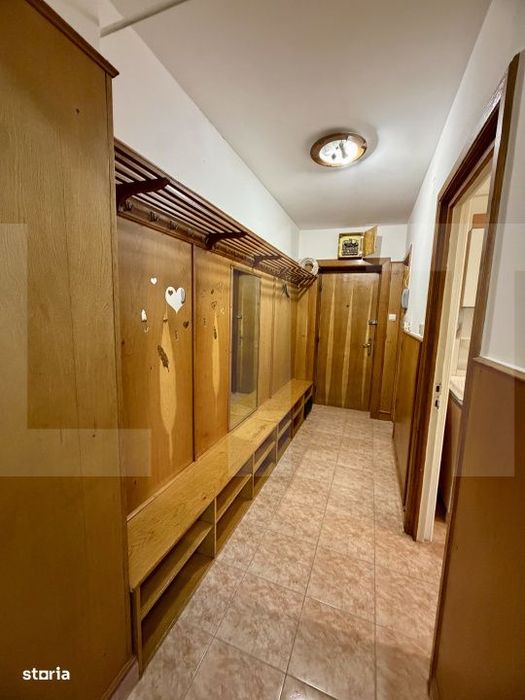 Apartament 4 camere, Central