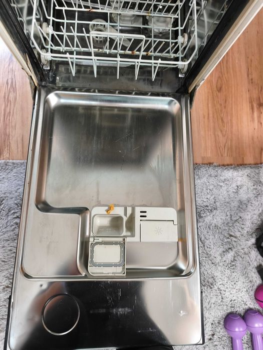 Съдомиялна за вграждане  Miele 45см