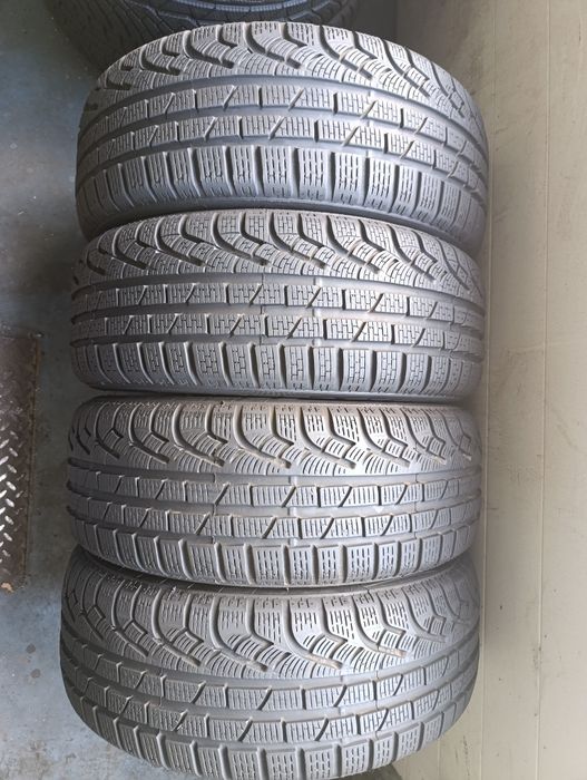 Anvelope de iarnă 205 50 17 Pirelli