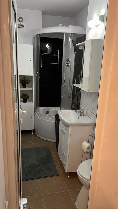 Vand studio / apartament cu o camera