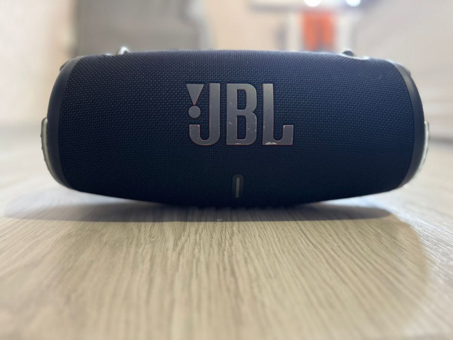 Продам колонку JBL