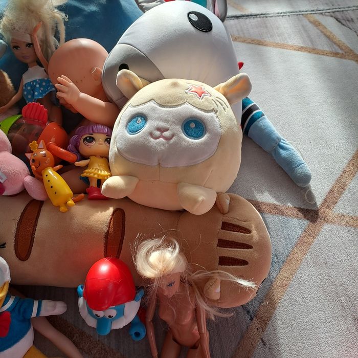 Игрушки разные мягкие